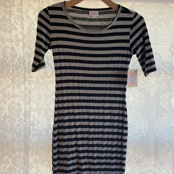 NEW! Short Sleeve Striped T-Shirt Midi Dress LuLaRoe Julia size XXS - Picture 4 of 8